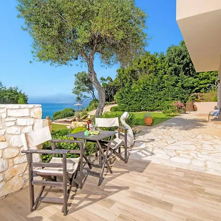 Villa Seawave By